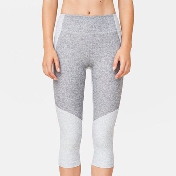 Outdoor Voices Knee Cap Leggings Dove & Ash - Picture 2 of 9